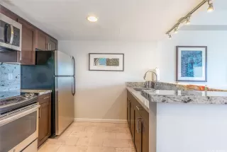 Photo #6: 202608304 Listing 