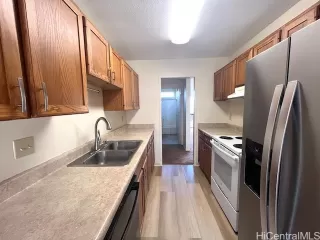 Photo #5: 202608324 Listing 