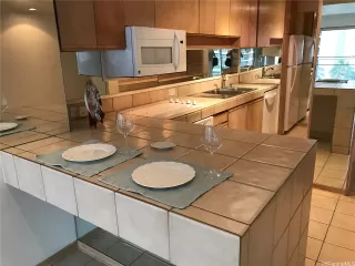 Photo #5: 202608328 Listing 