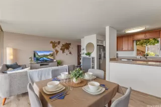 Photo #4: 202608332 Listing 