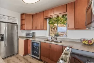 Photo #6: 202608332 Listing 