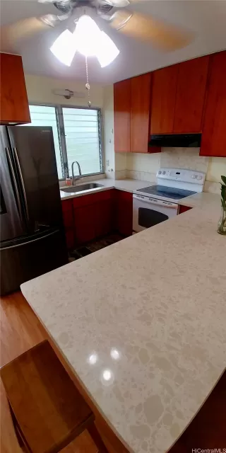 Photo #3: 202608335 Listing 