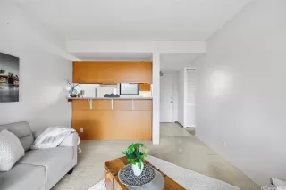 Photo #2: 202608346 Listing 