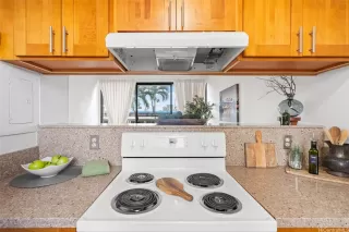 Photo #4: 202608346 Listing 