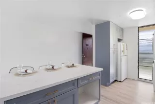 Photo #2: 202608362 Listing 