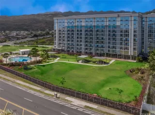 Photo #6: 202608372 Listing 