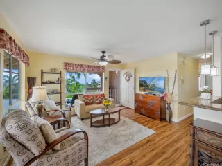 Photo #6: 202608419 Listing 