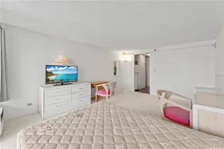 Photo #3: 202608421 Listing 