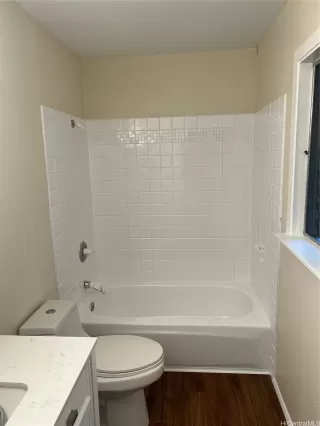 Photo #6: 202608445 Listing 