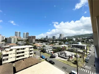 Photo #3: 202608449 Listing 