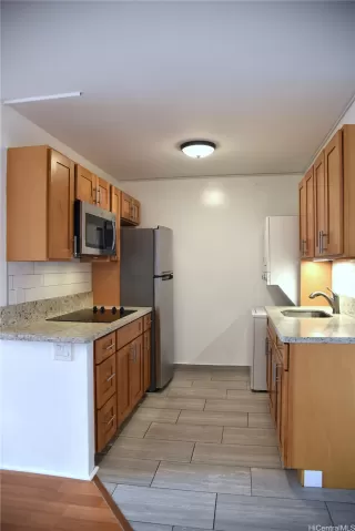 Photo #5: 202608463 Listing 