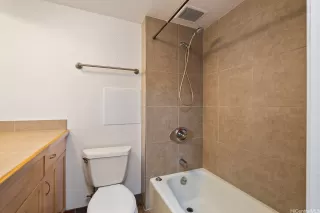 Photo #6: 202608464 Listing 