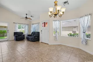 Photo #2: 202608467 Listing 