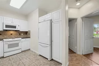 Photo #4: 202608467 Listing 