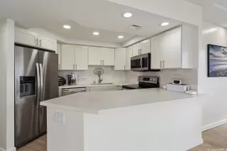 Photo #3: 202608486 Listing 