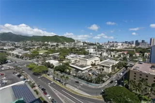 Photo #4: 202608498 Listing 