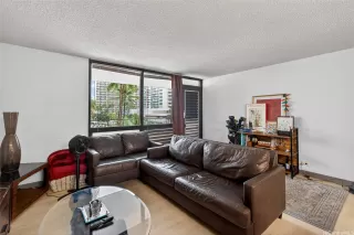 Photo #3: 202608502 Listing 