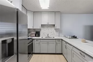 Photo #6: 202608502 Listing 