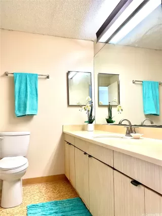 Photo #4: 202608507 Listing 