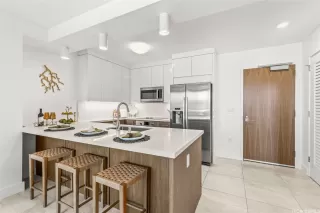 Photo #4: 202608516 Listing 