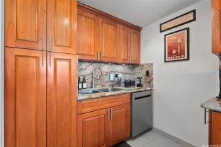 Photo #3: 202608519 Listing 