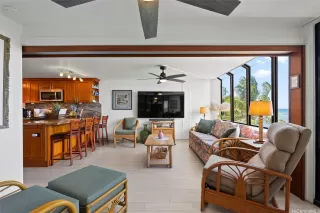 Photo #6: 202608519 Listing 