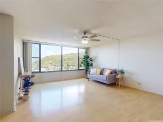 Photo #3: 202608534 Listing 