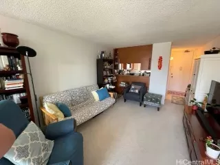 Photo #3: 202608596 Listing 