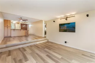Photo #2: 202608600 Listing 