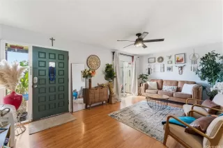 Photo #4: 202608631 Listing 