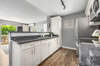 Photo #6: 202608670 Listing 