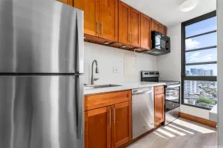 Photo #3: 202608673 Listing 