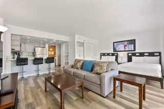 Photo #6: 202608710 Listing 
