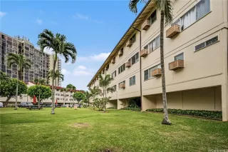 Browse active condo listings in KOOLAU VISTA