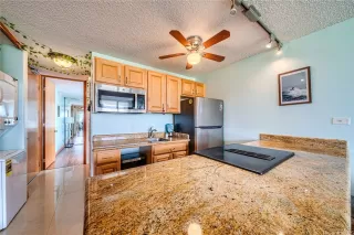 Photo #5: 202608737 Listing 
