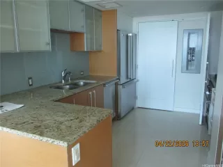 Photo #2: 202608738 Listing 