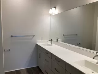Photo #5: 202608777 Listing 