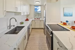 Photo #4: 202608797 Listing 