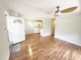 Photo #2: 202608803 Listing 