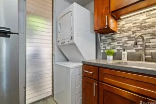 Photo #3: 202608807 Listing 