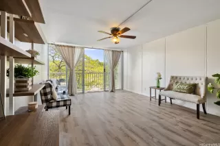 Photo #5: 202608807 Listing 