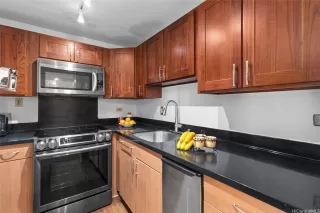 Photo #5: 202608809 Listing 