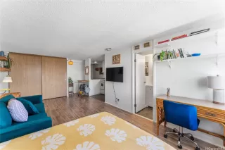 Photo #3: 202608816 Listing 