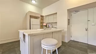 Photo #5: 202608863 Listing 