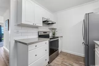 Photo #2: 202608884 Listing 