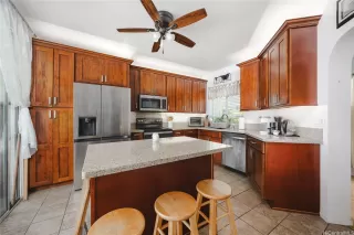 Photo #3: 202608886 Listing 
