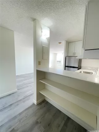 Photo #3: 202608895 Listing 