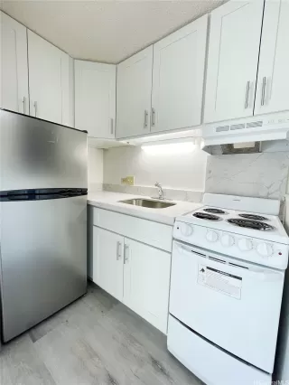 Photo #6: 202608895 Listing 