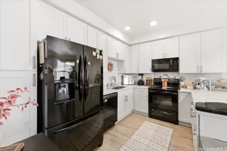 Photo #3: 202608899 Listing 