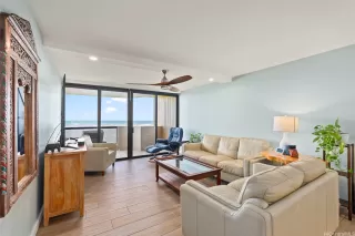 Photo #3: 202608934 Listing 